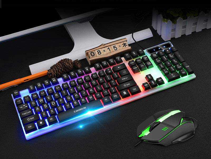 Bunt beleuchtete Gaming-Tastatur mit USB-Kabel und dynamischen Farben